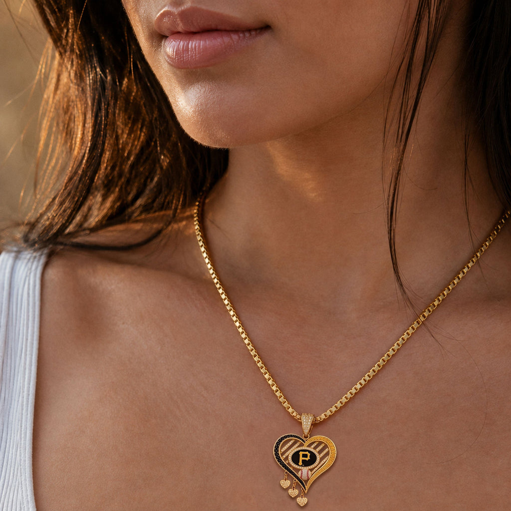 PITTS Solid Gold Chain with Diamond Pendant BMD